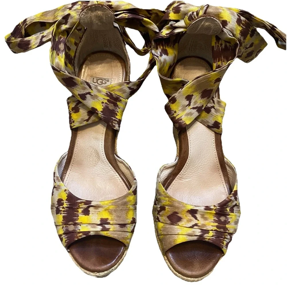 UGG Australia Wedge Espadrilles Women 7 EU 38 Wedge Ankle Tie Party Summer